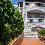 Amalia Apartment