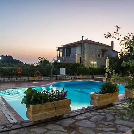 Апартаменты Amalia Ступа